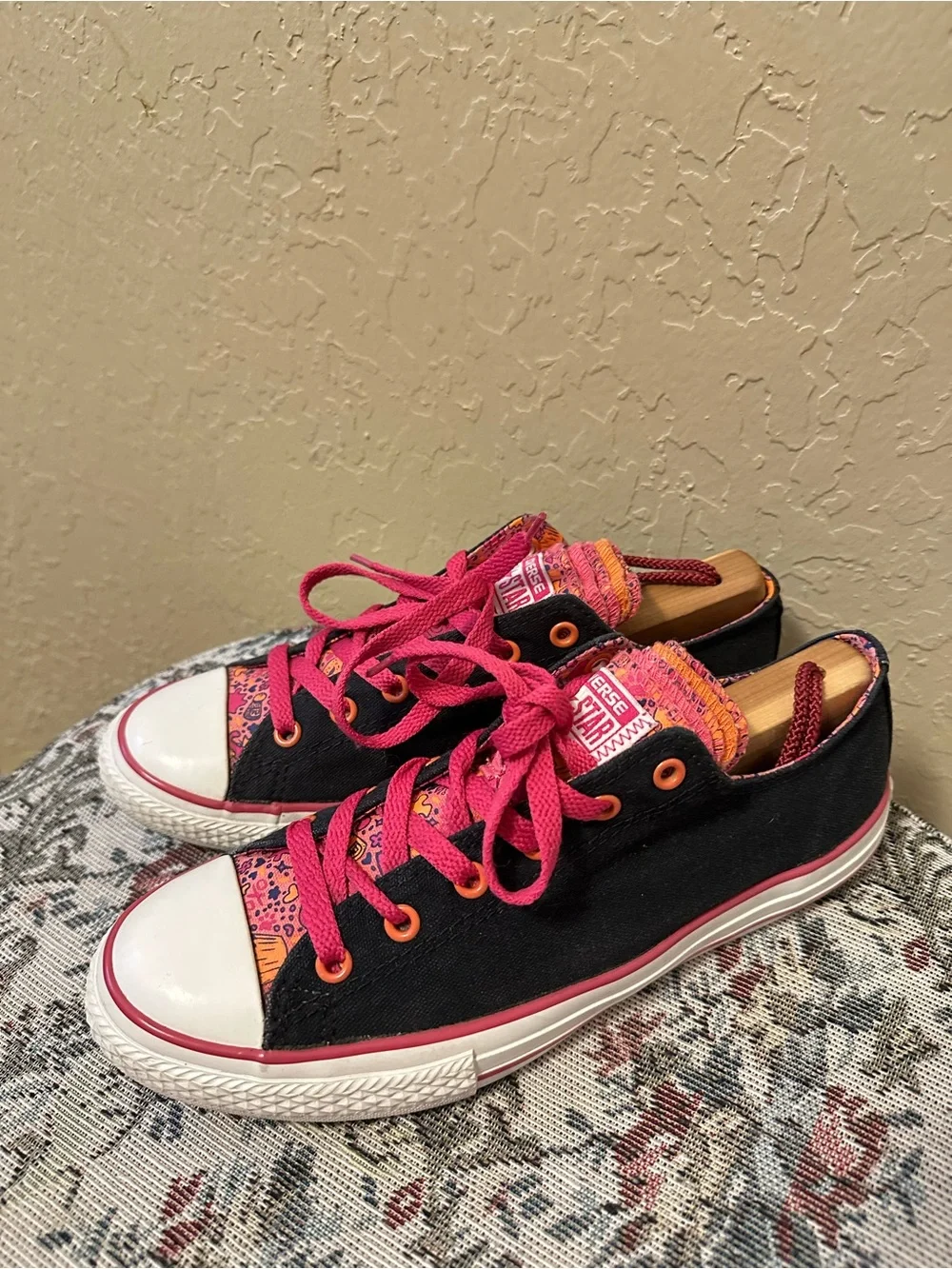 Converse All Star Multi Tongue
Pink/Black Junior Sneakers Size 6 - Picture 3 of 10